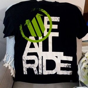 We all ride 🏁 🏍